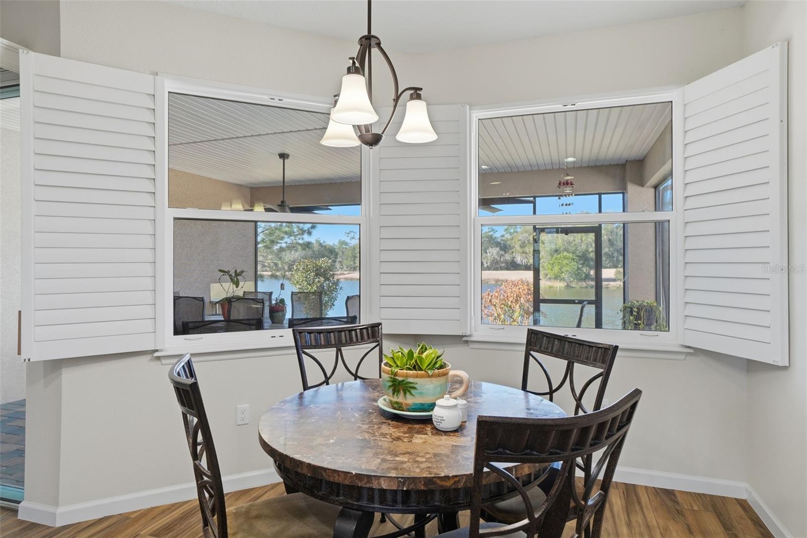 1102 VICTORIA HILLS DR S, DELAND, FL, 32724