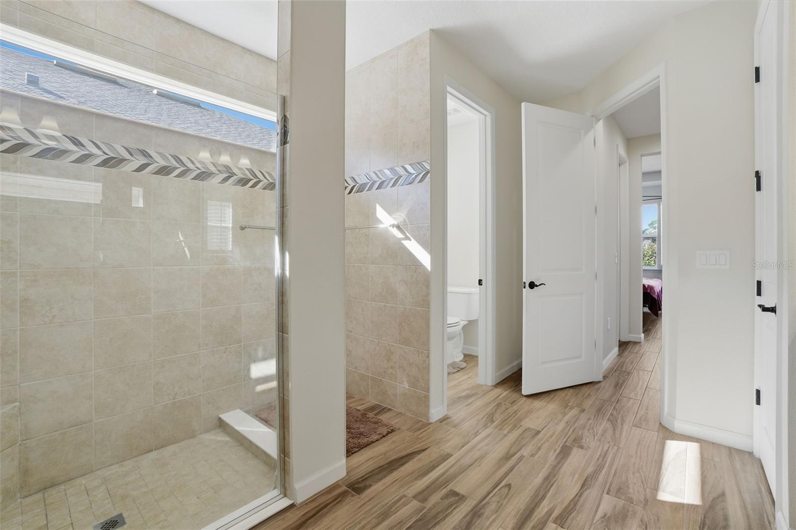 1102 VICTORIA HILLS DR S, DELAND, FL, 32724