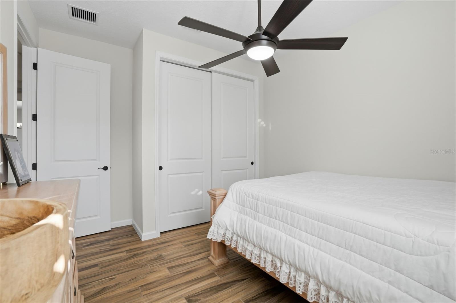 1102 VICTORIA HILLS DR S, DELAND, FL, 32724