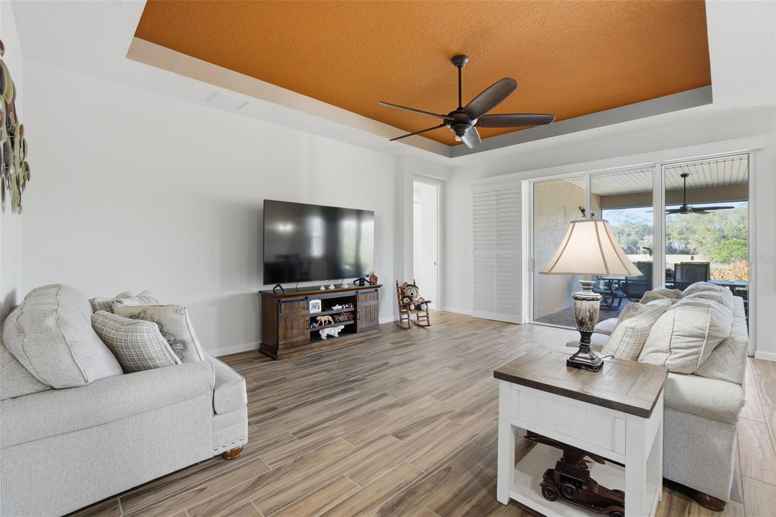 1102 VICTORIA HILLS DR S, DELAND, FL, 32724