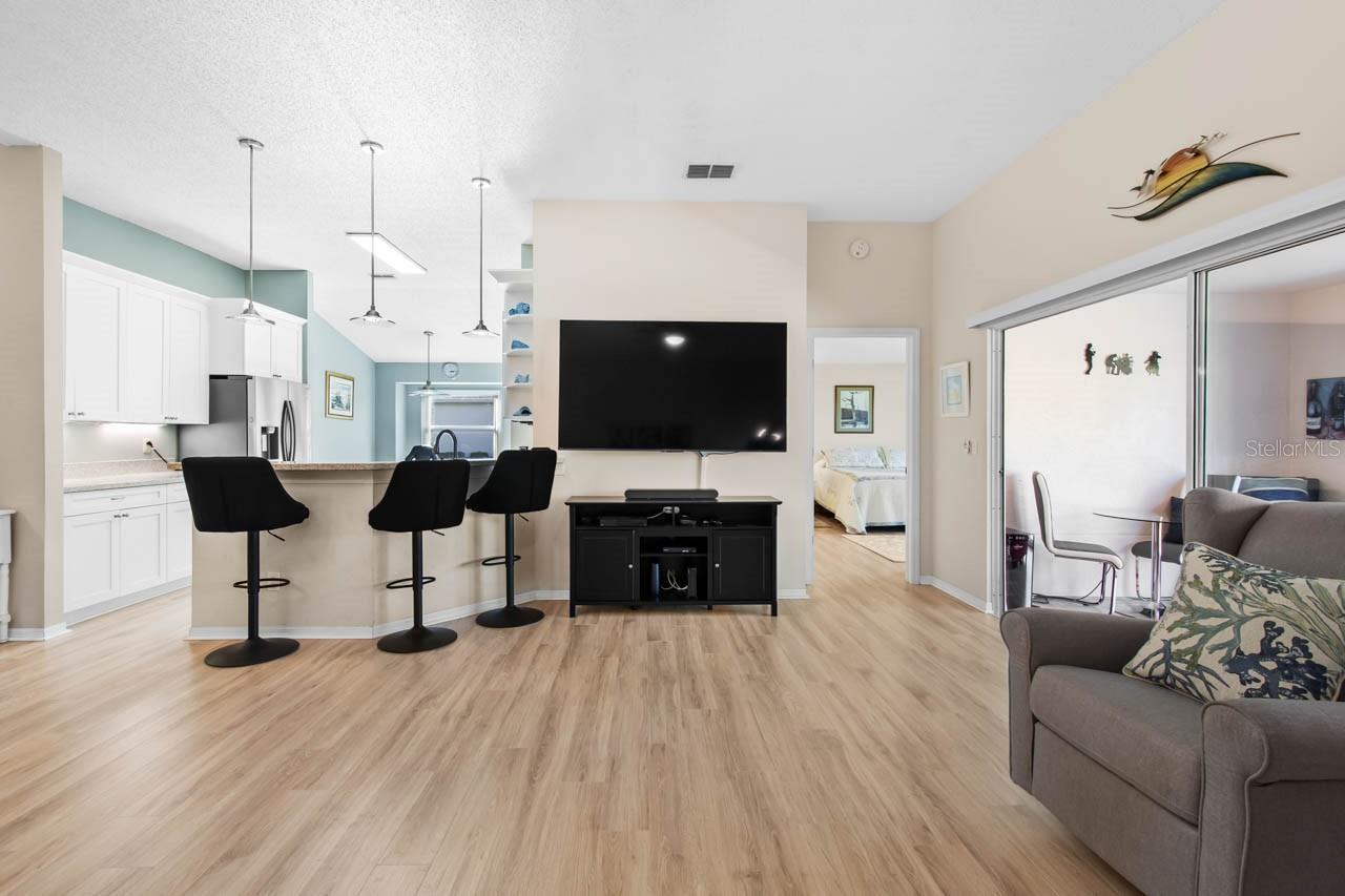 1025 NEW WINSOR LOOP #28, SUN CITY CENTER, FL, 33573