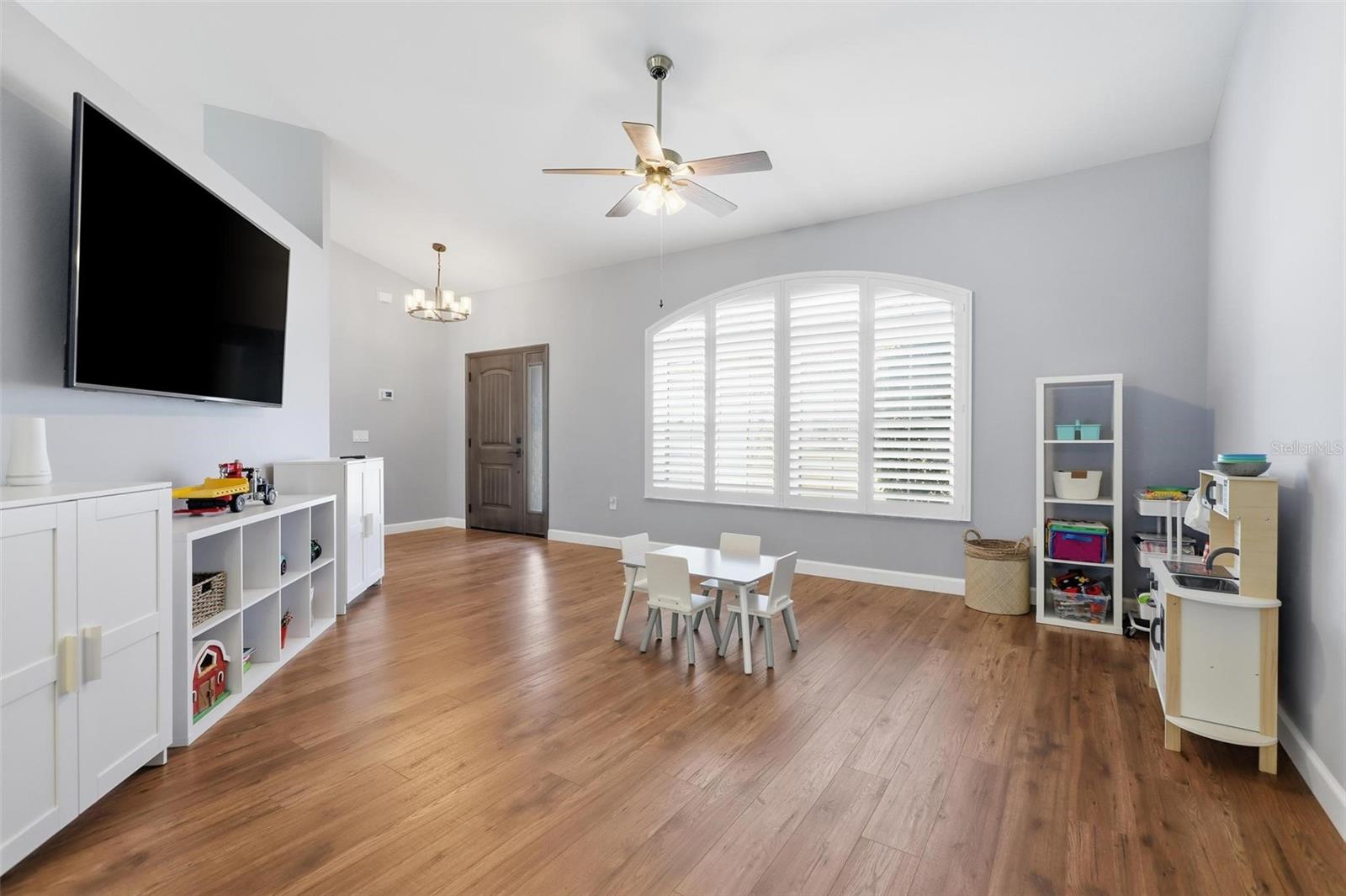 345 RUTH JENNINGS DR, DEBARY, FL, 32713