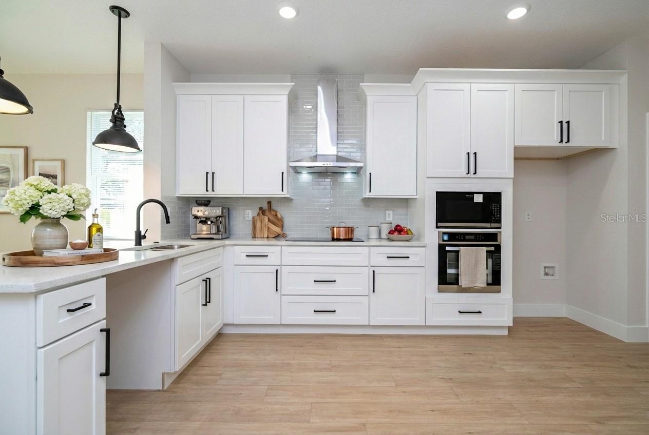 427 EAST 13TH STREET, APOPKA, FL, 32703