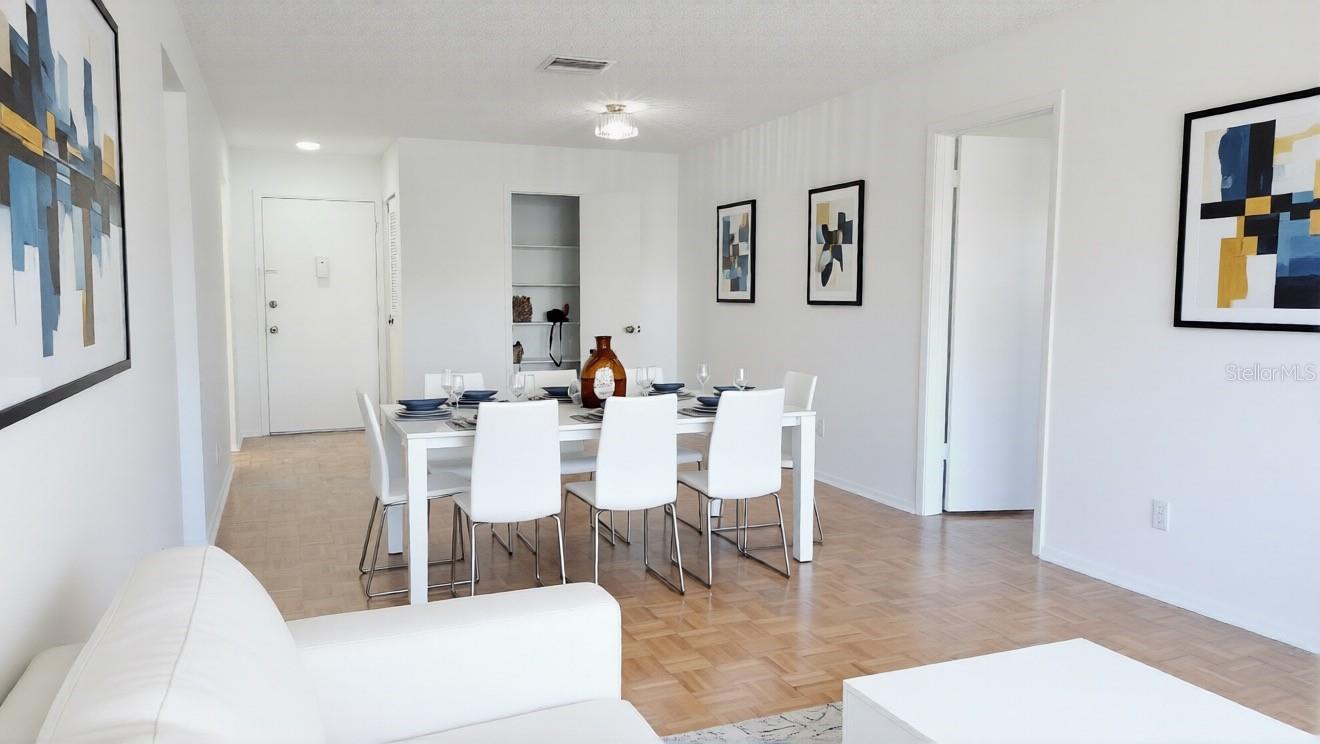 4606 W GRAY ST #206, TAMPA, FL, 33609