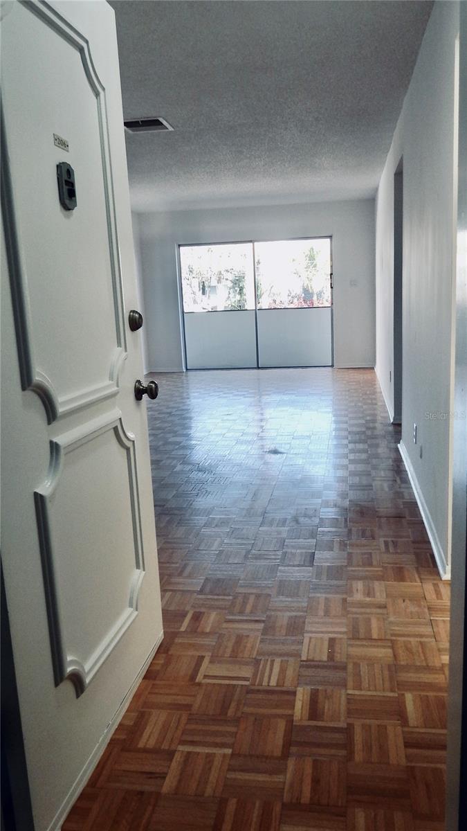 4606 W GRAY ST #206, TAMPA, FL, 33609