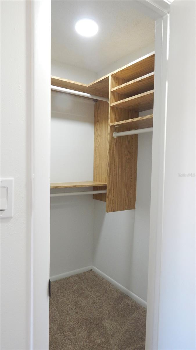 4606 W GRAY ST #206, TAMPA, FL, 33609