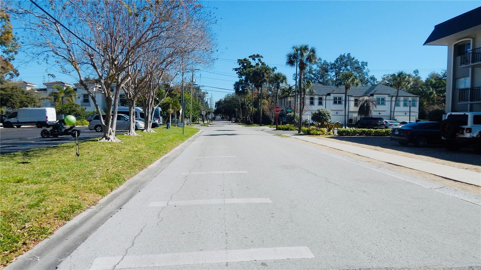 4606 W GRAY ST #206, TAMPA, FL, 33609