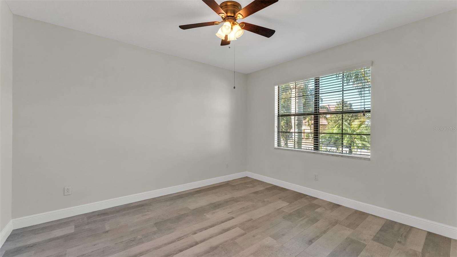 3939 SUNSET LAKE DR, LAKELAND, FL, 33810