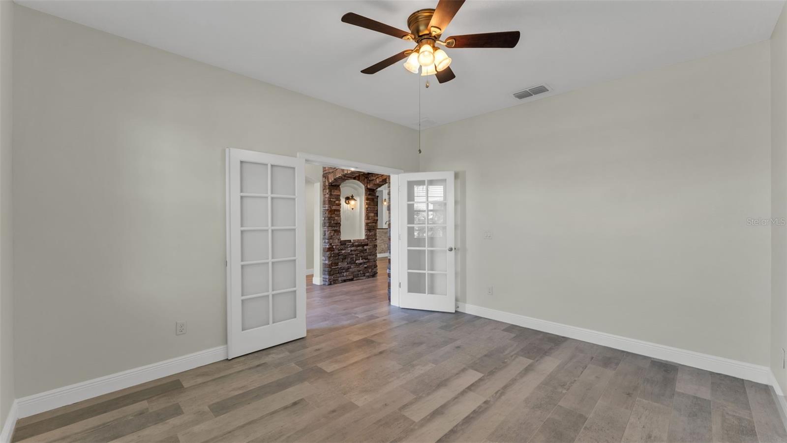 3939 SUNSET LAKE DR, LAKELAND, FL, 33810