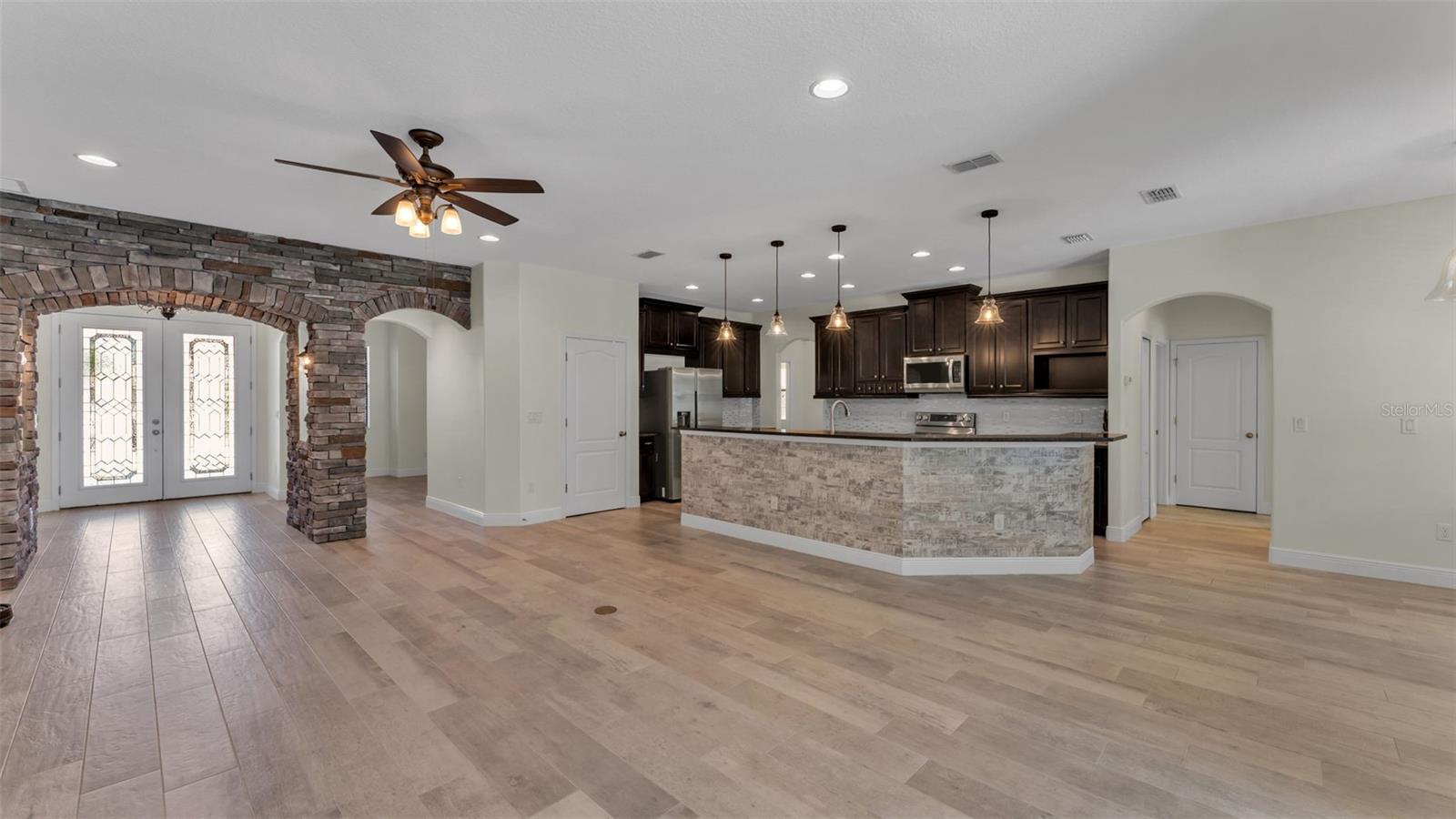 3939 SUNSET LAKE DR, LAKELAND, FL, 33810