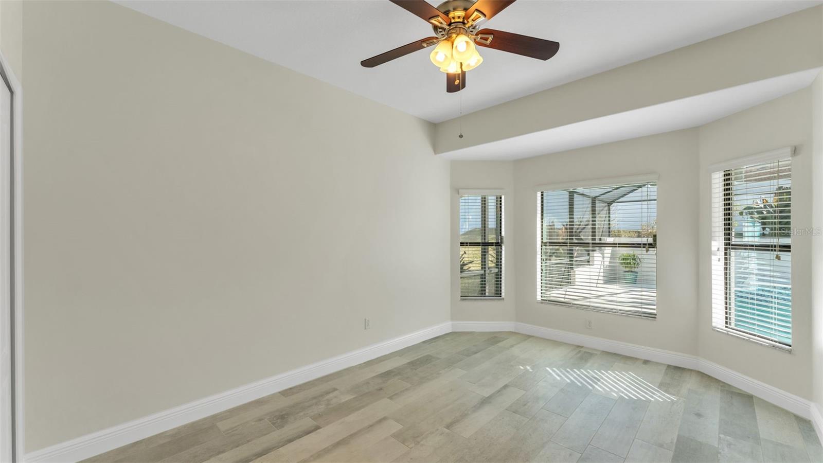 3939 SUNSET LAKE DR, LAKELAND, FL, 33810