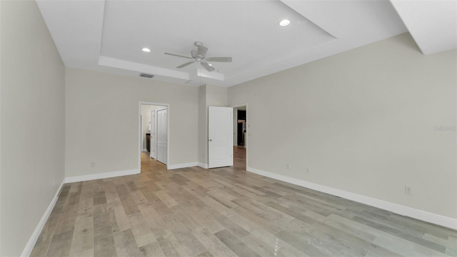 3939 SUNSET LAKE DR, LAKELAND, FL, 33810