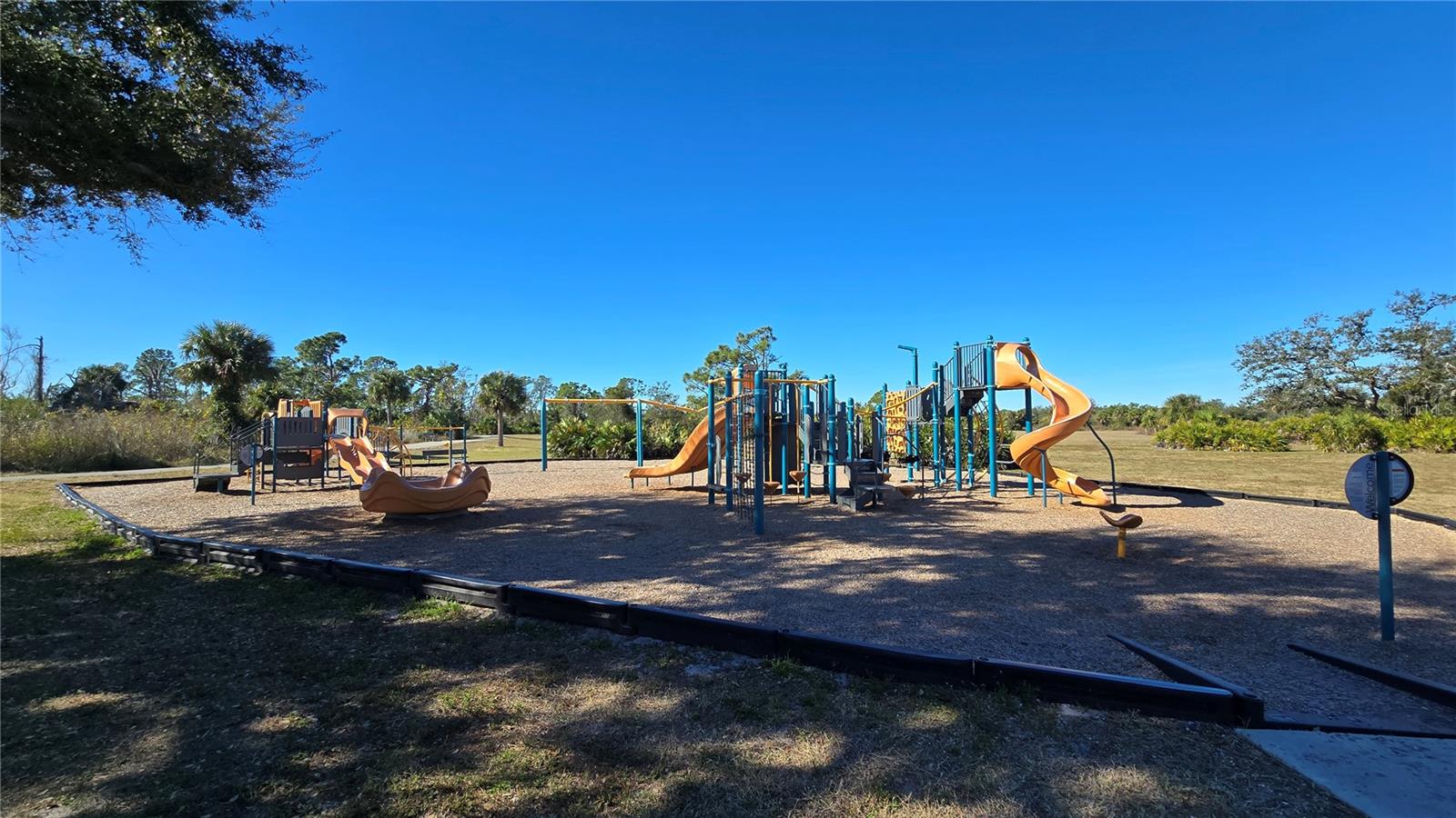 236 ANNAPOLIS LN, ROTONDA WEST, FL, 33947