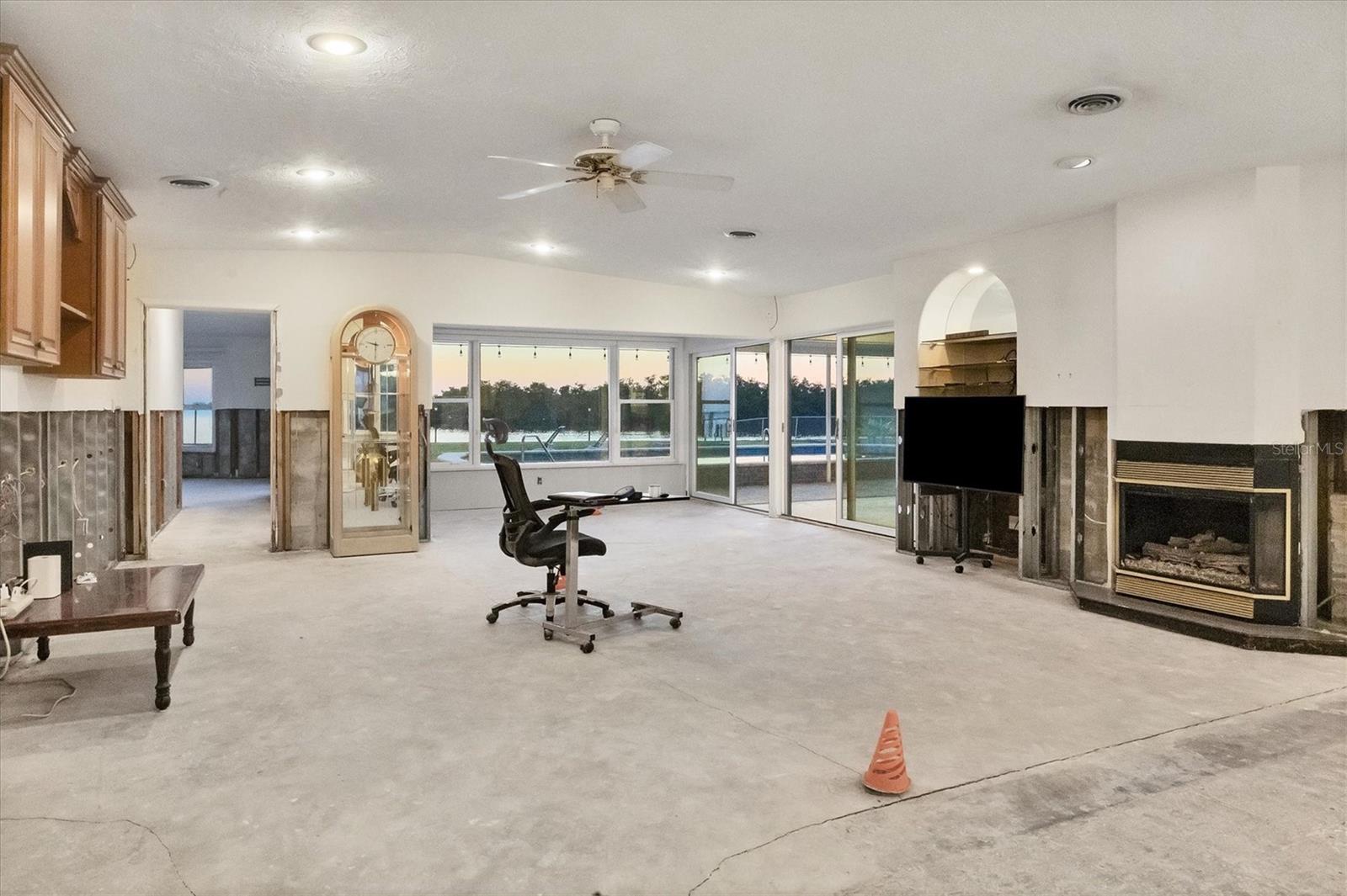 7318 WESTMORELAND DR, SARASOTA, FL, 34243