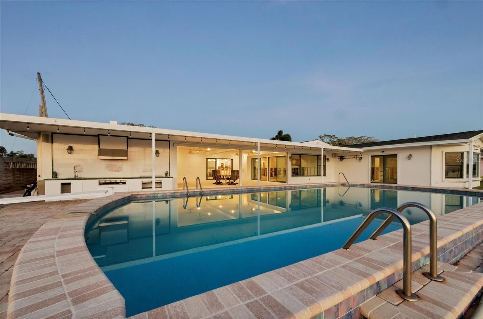 7318 WESTMORELAND DR, SARASOTA, FL, 34243