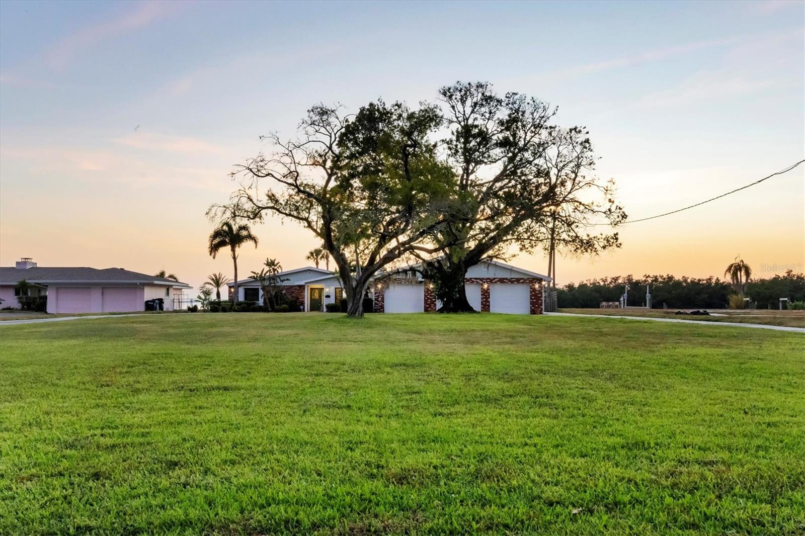 7318 WESTMORELAND DR, SARASOTA, FL, 34243