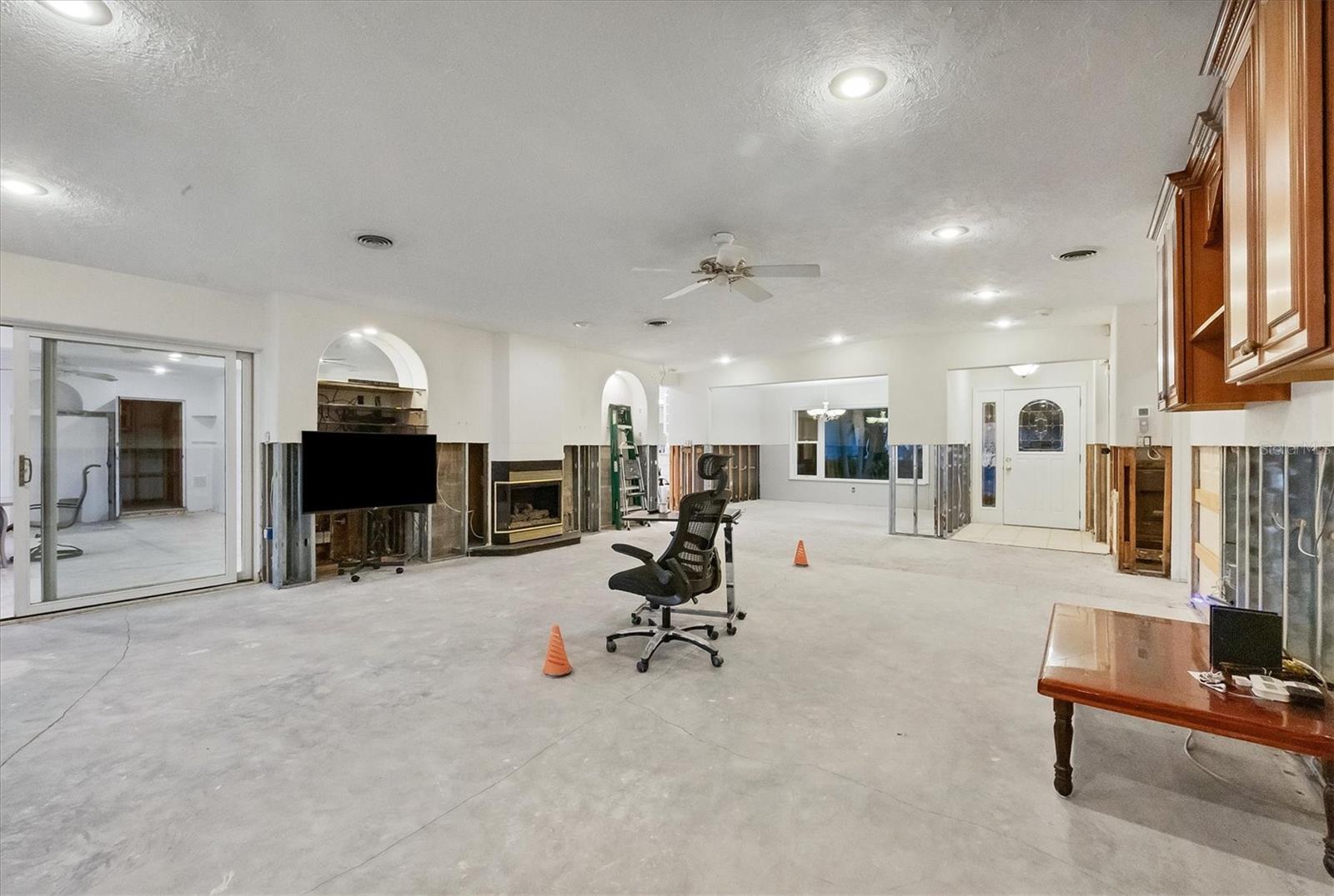 7318 WESTMORELAND DR, SARASOTA, FL, 34243