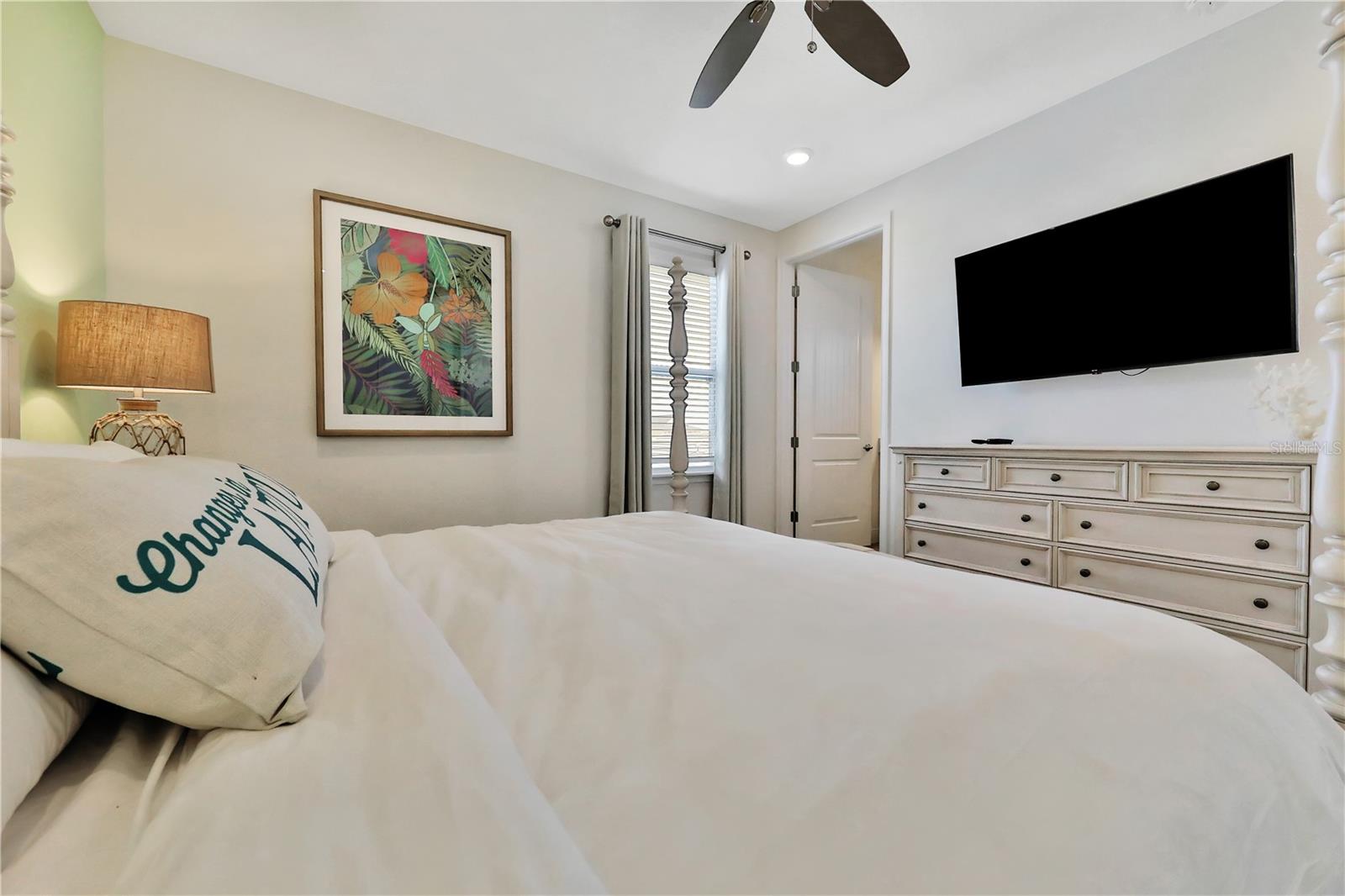 8049 LOST SHAKER LN, KISSIMMEE, FL, 34747