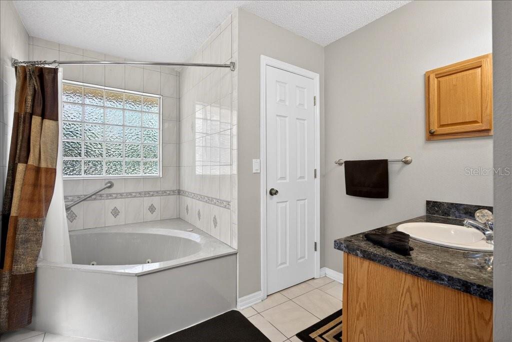 39 PRINCESS DOLORES LN, PALM COAST, FL, 32164