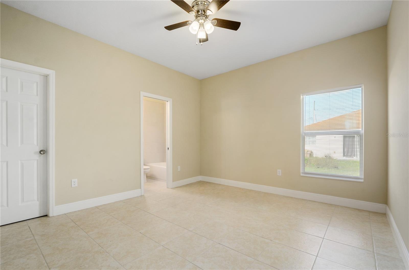 411 BLACKBIRD WAY #B, KISSIMMEE, FL, 34759