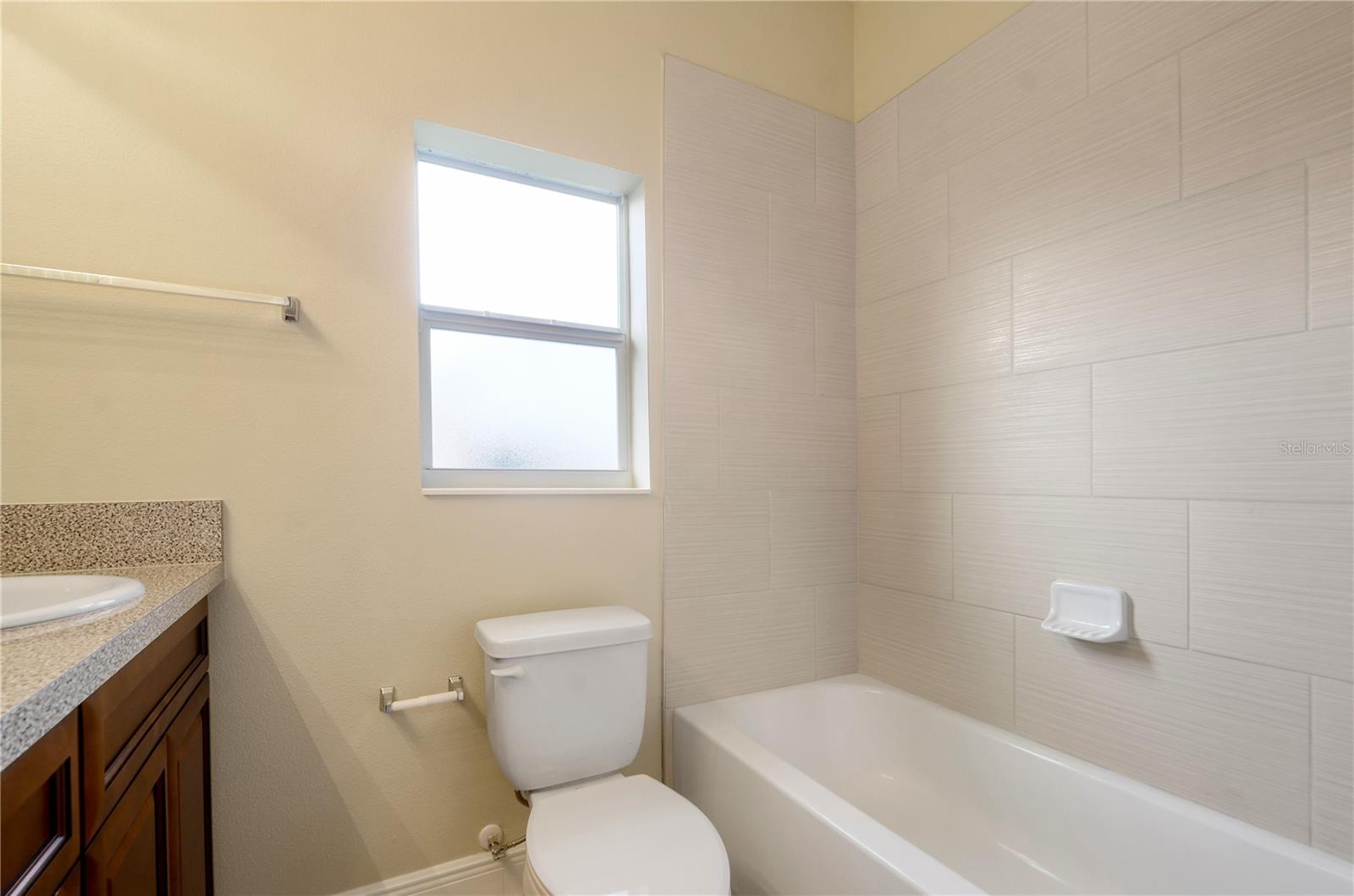 411 BLACKBIRD WAY #B, KISSIMMEE, FL, 34759