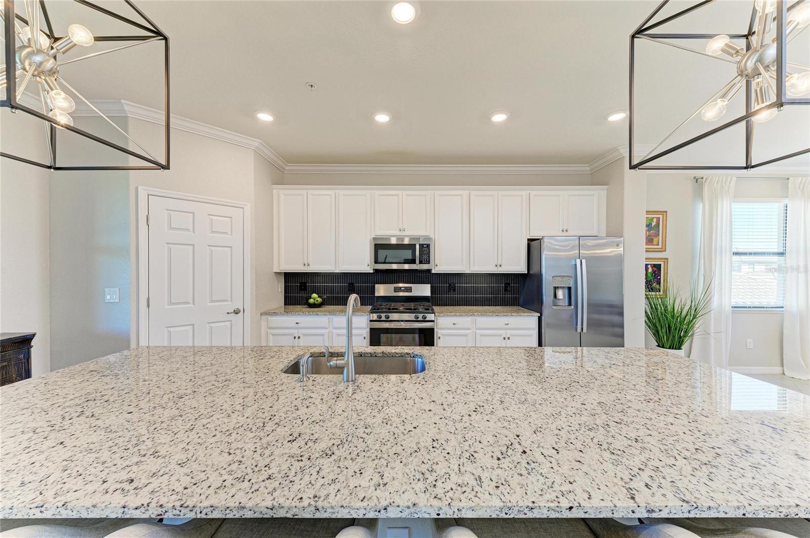 6076 WORSHAM LN #103, BRADENTON, FL, 34211