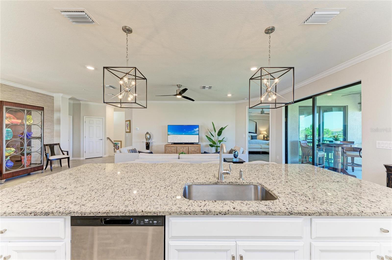 6076 WORSHAM LN #103, BRADENTON, FL, 34211