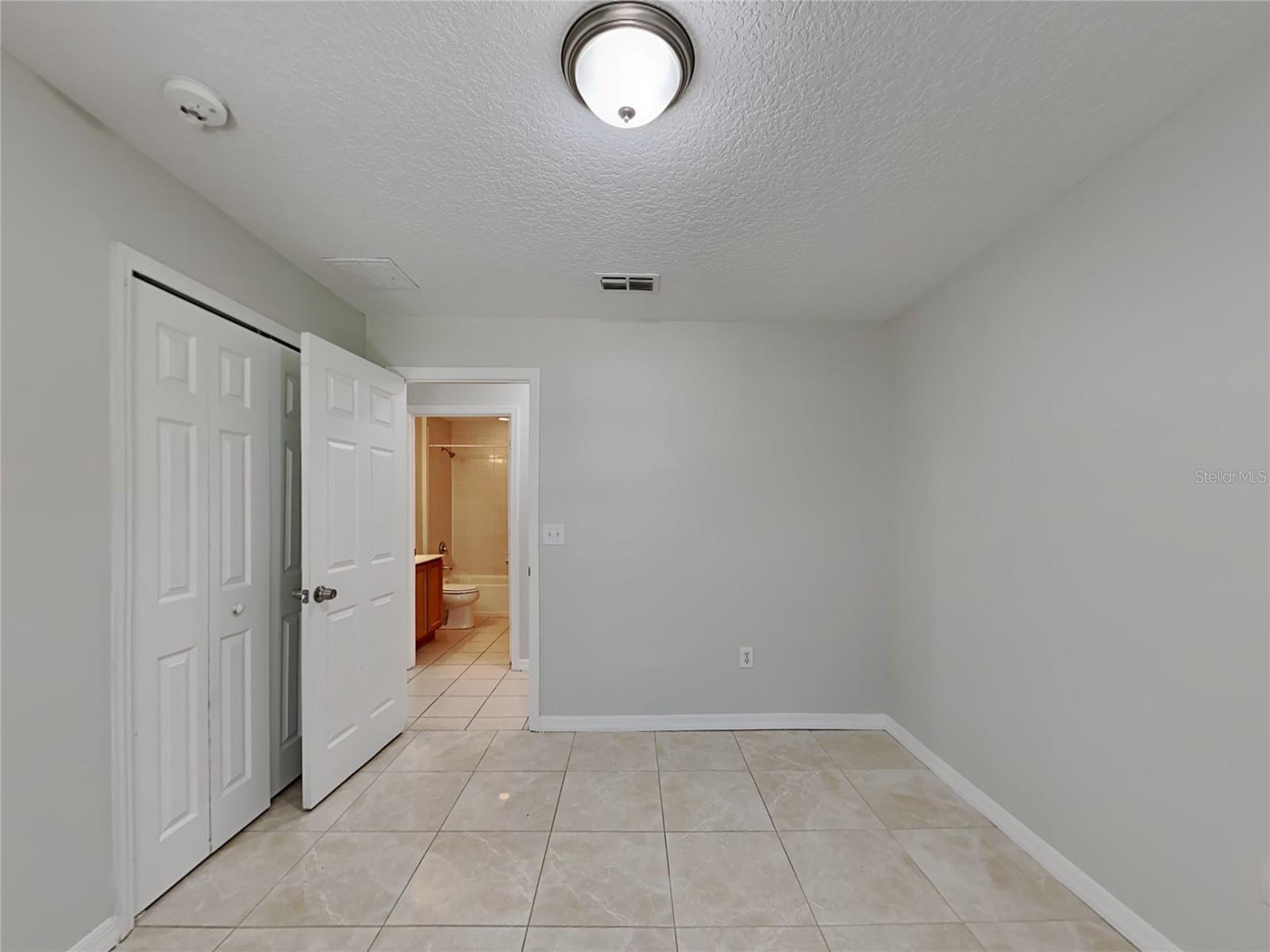 10193 OAK CREST RD, ORLANDO, FL, 32829