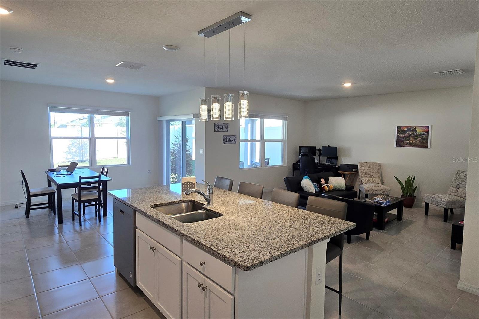 1421 CUMBERLAND AVE, DAVENPORT, FL, 33837