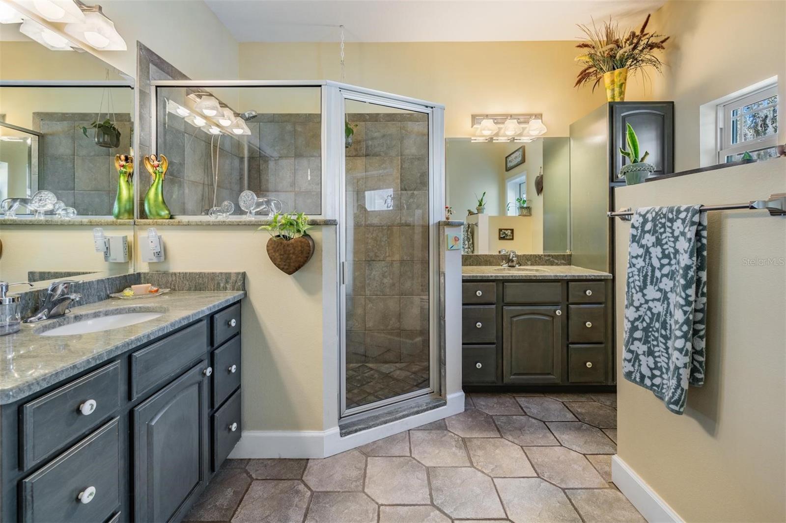 8027 EHREN CUTOFF, LAND O LAKES, FL, 34639