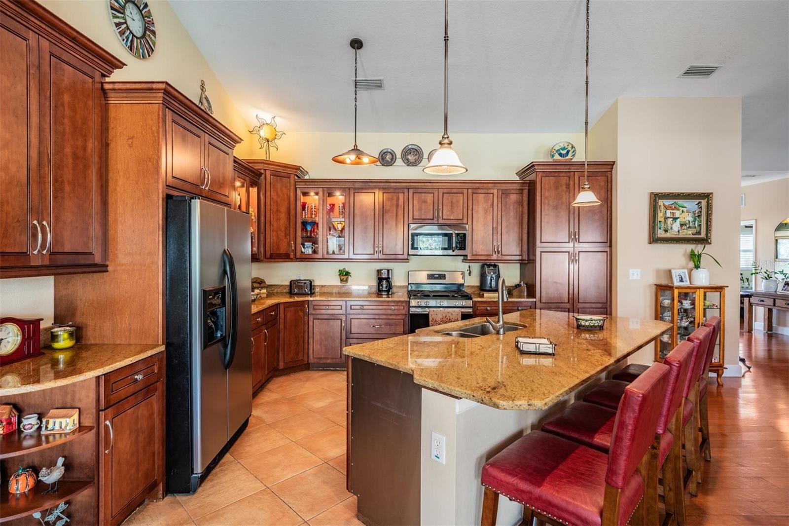 8027 EHREN CUTOFF, LAND O LAKES, FL, 34639