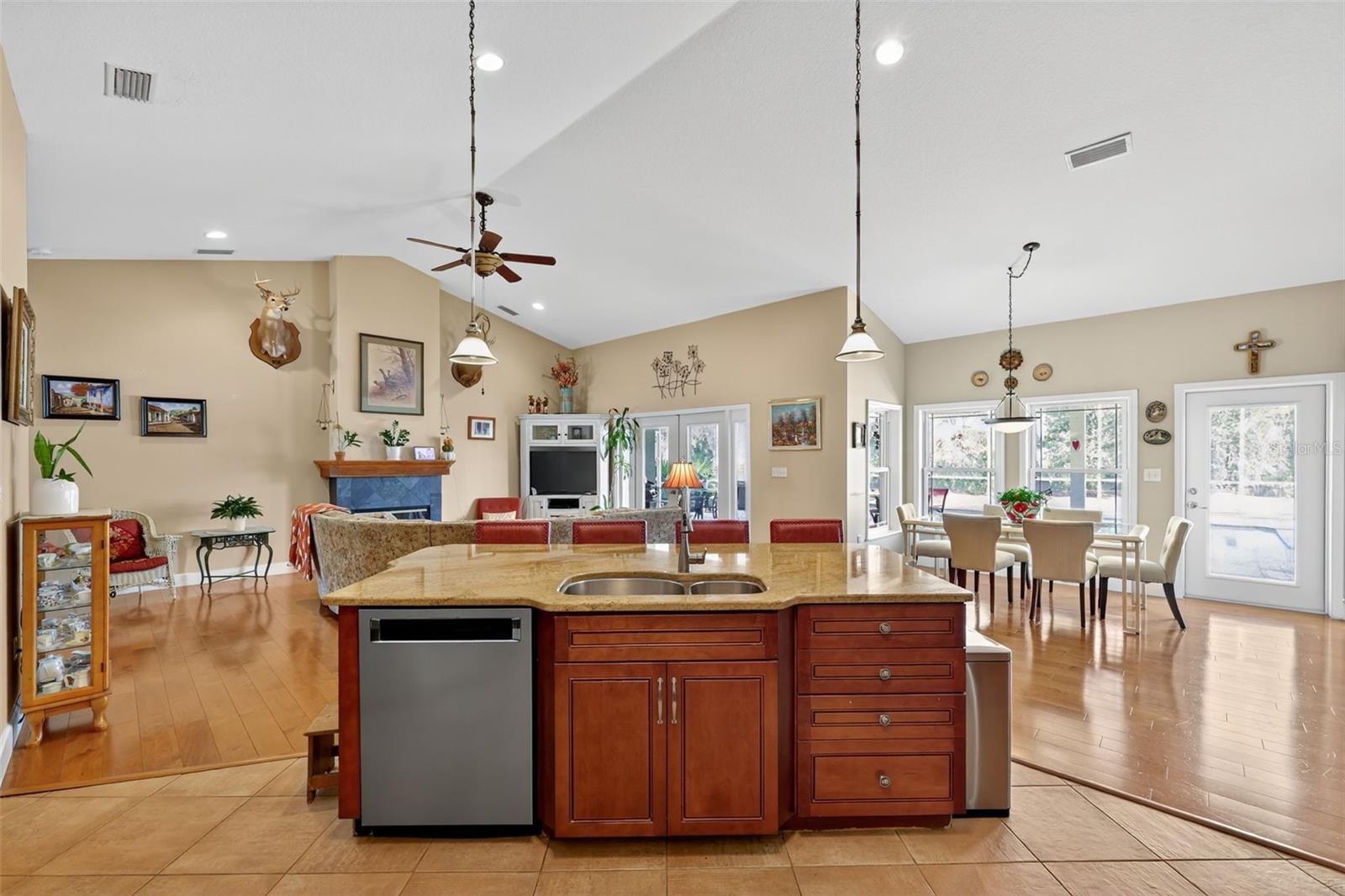 8027 EHREN CUTOFF, LAND O LAKES, FL, 34639