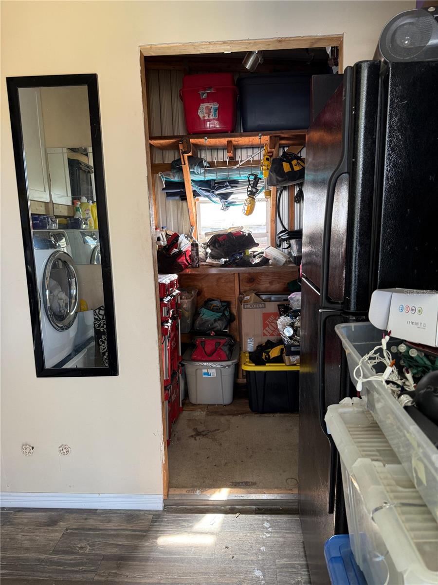 O6377806 Property Photo