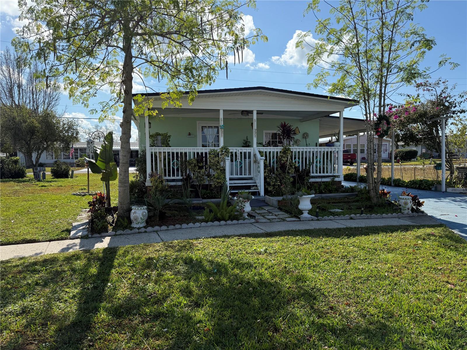 O6377806 Property Photo