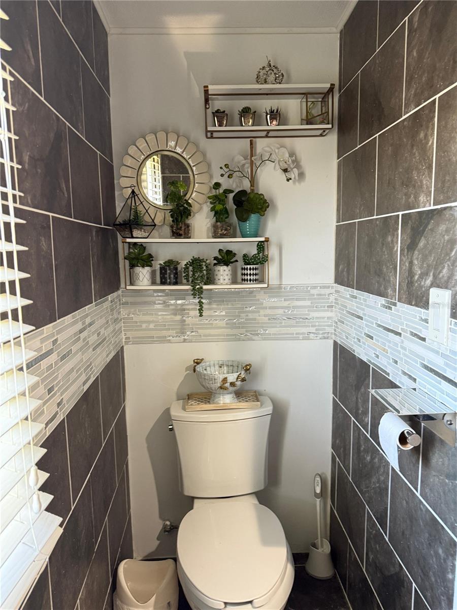 O6377806 Property Photo