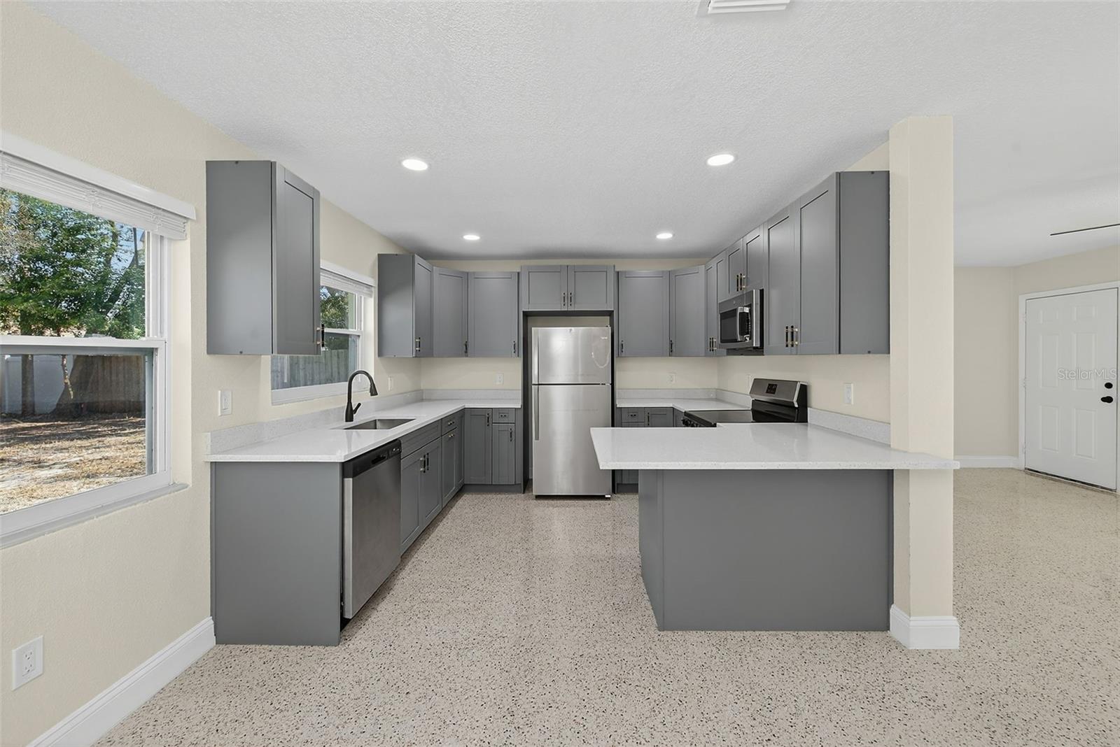 1604 SHERWOOD ST, CLEARWATER, FL, 33755