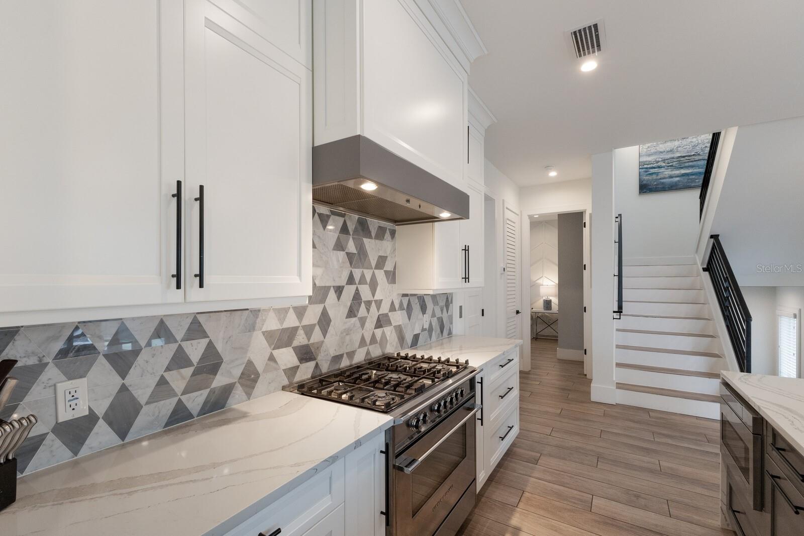 6605 GULF DR, HOLMES BEACH, FL, 34217