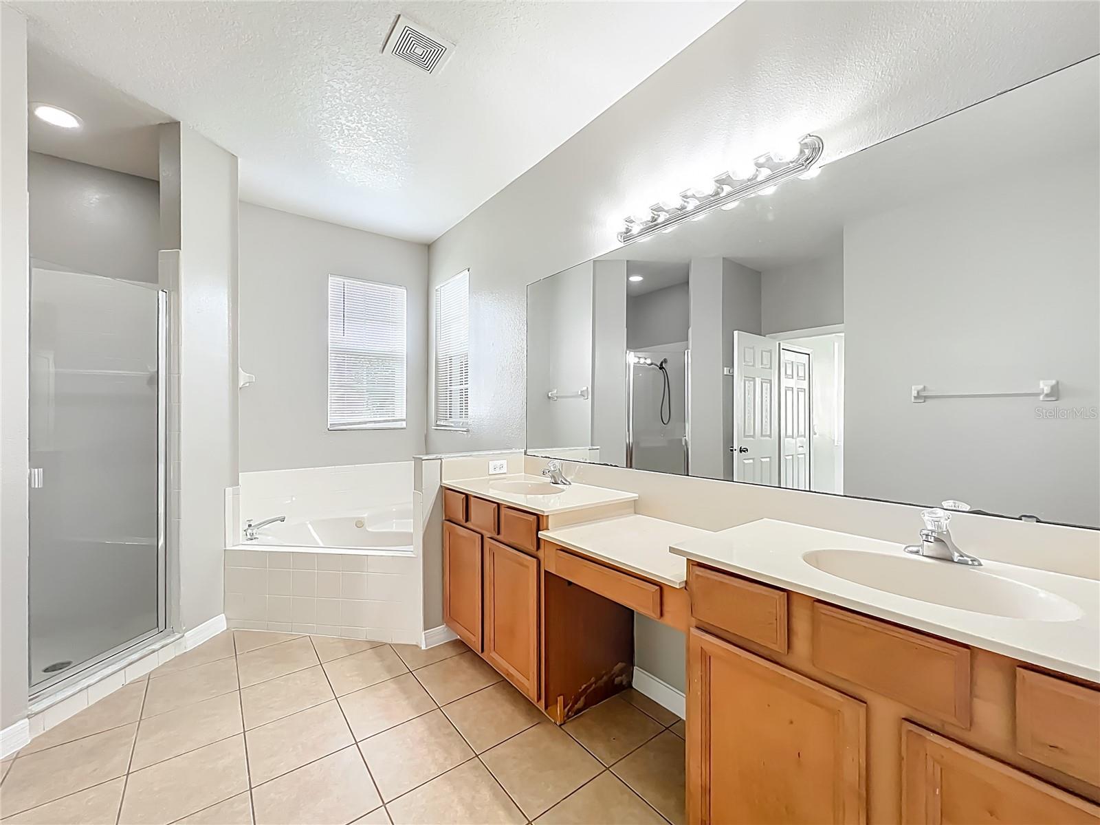 2600 LUTZA WAY, KISSIMMEE, FL, 34746