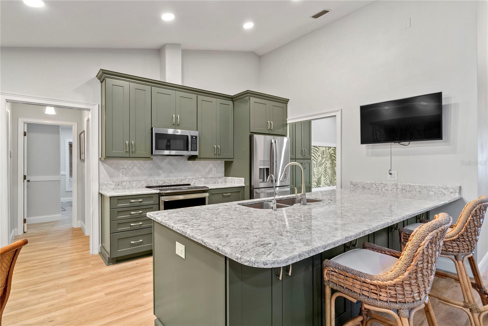 1113 CLIMBING ROSE DR, ORLANDO, FL, 32818