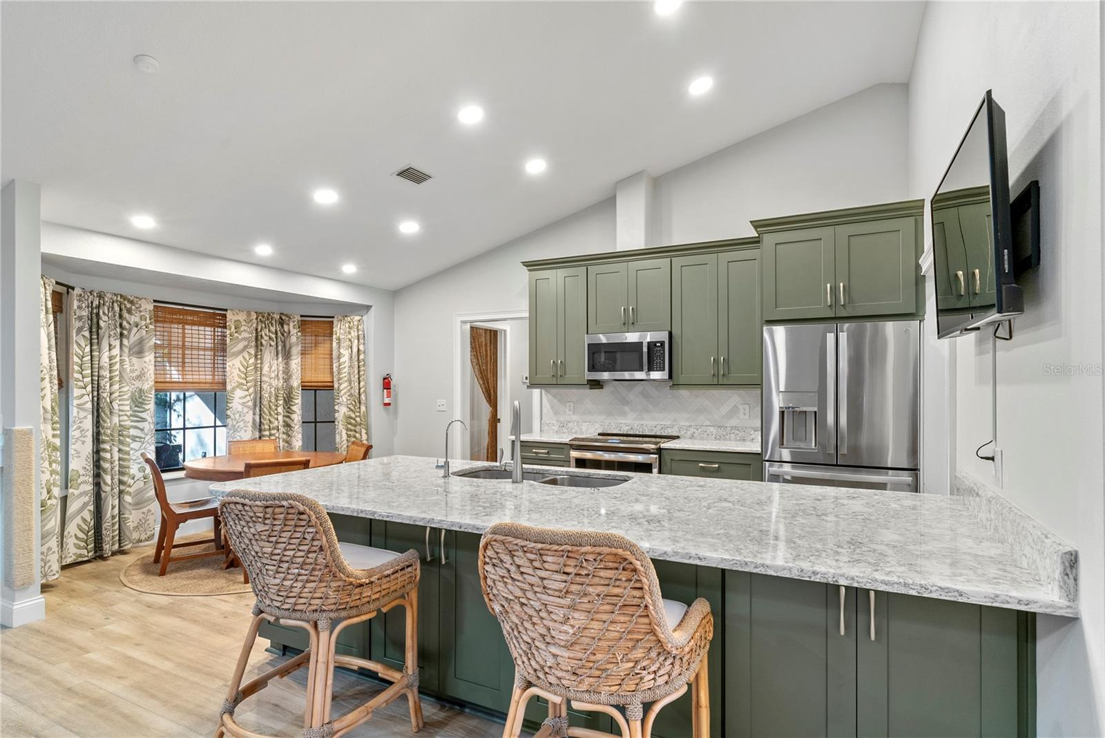 1113 CLIMBING ROSE DR, ORLANDO, FL, 32818