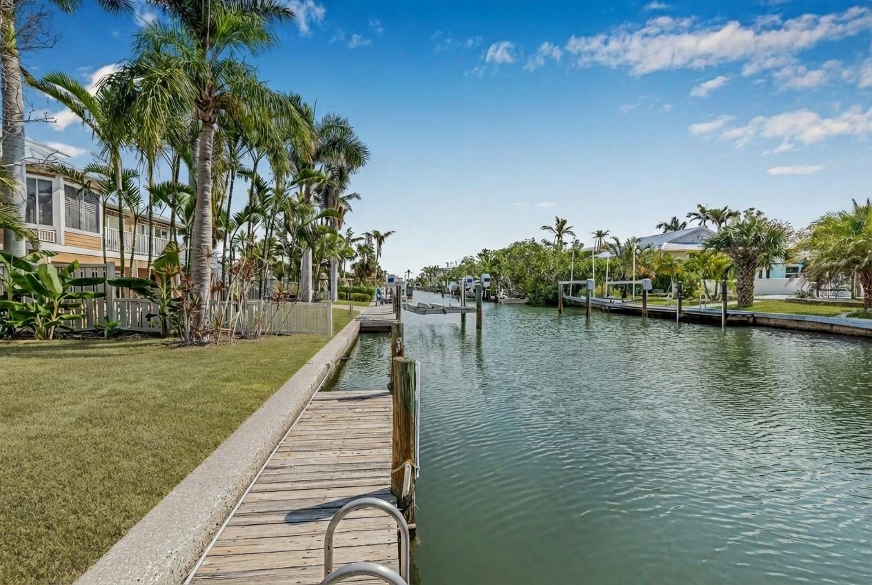 TB8470030 Property Photo