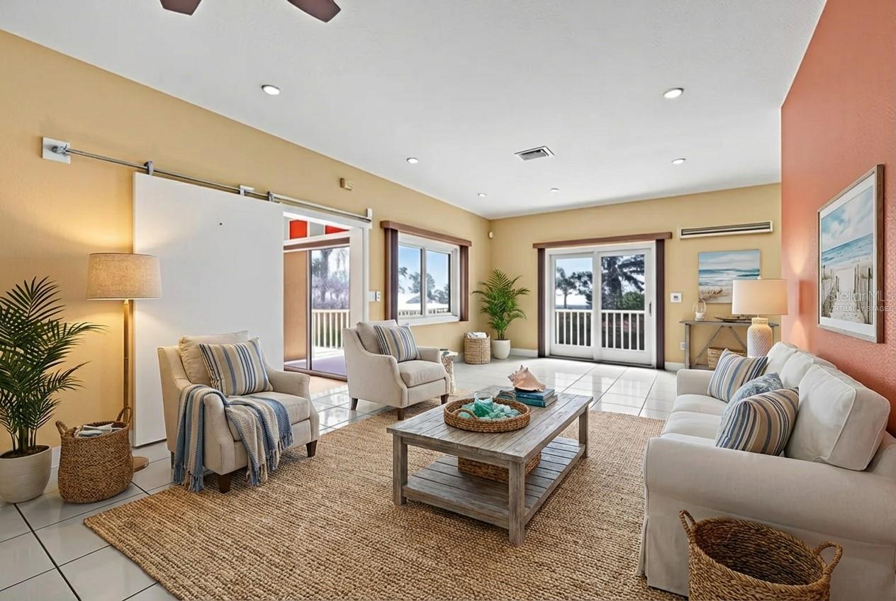 TB8470030 Property Photo