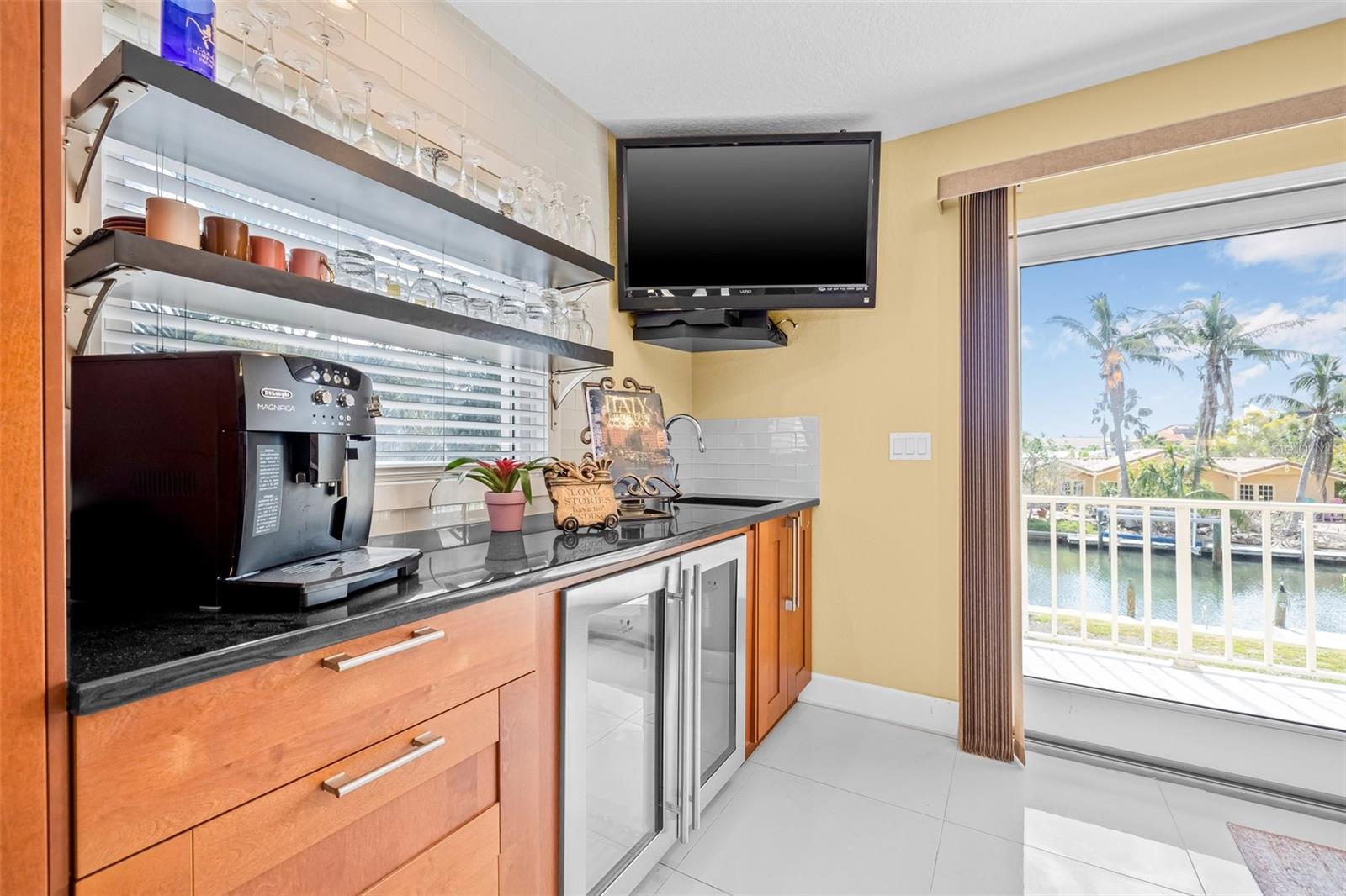 TB8470030 Property Photo