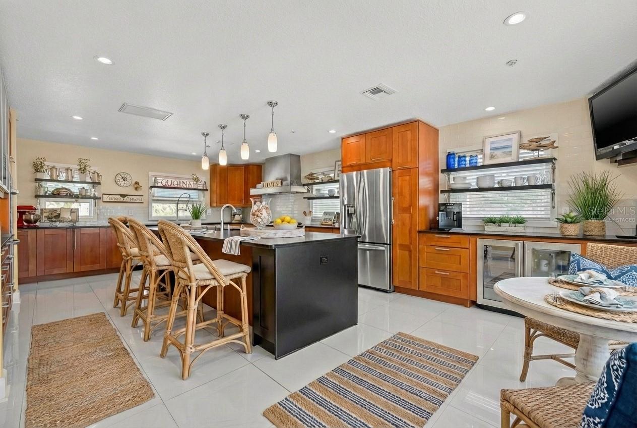 TB8470030 Property Photo