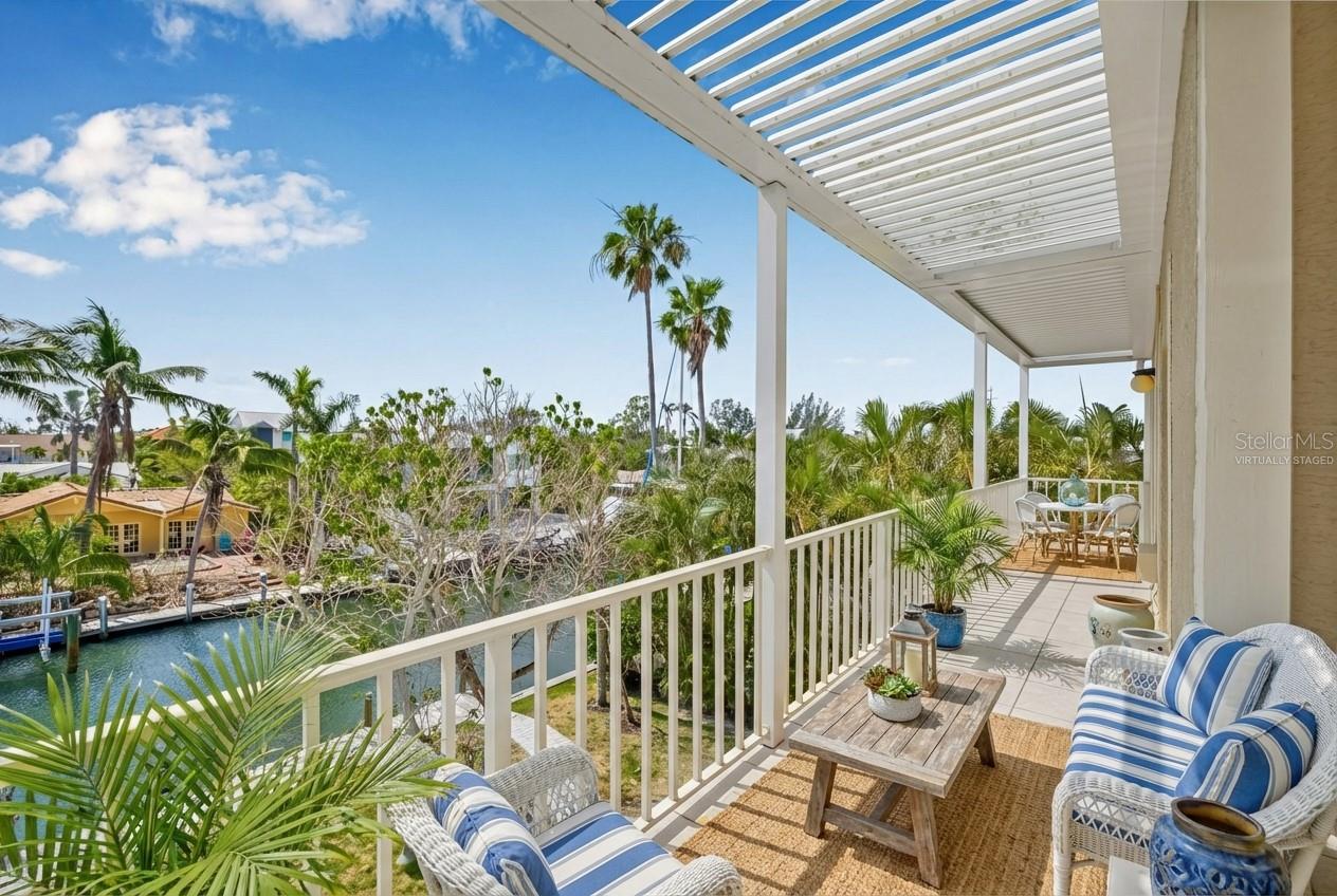 TB8470030 Property Photo