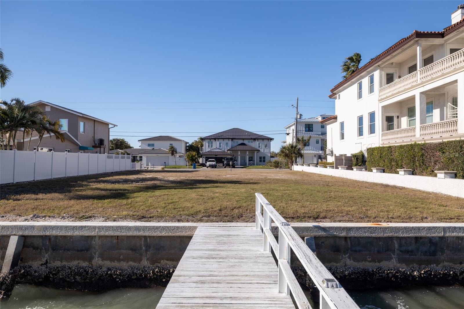 11285 9TH ST E, TREASURE ISLAND, FL, 33706