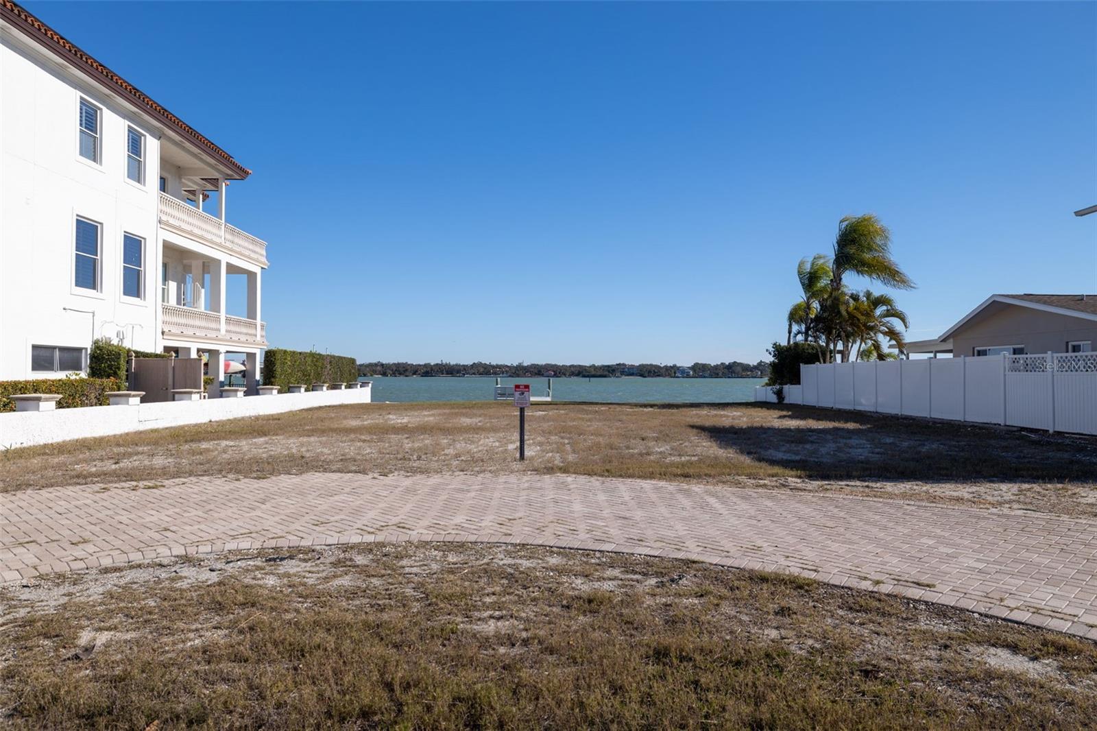 11285 9TH ST E, TREASURE ISLAND, FL, 33706