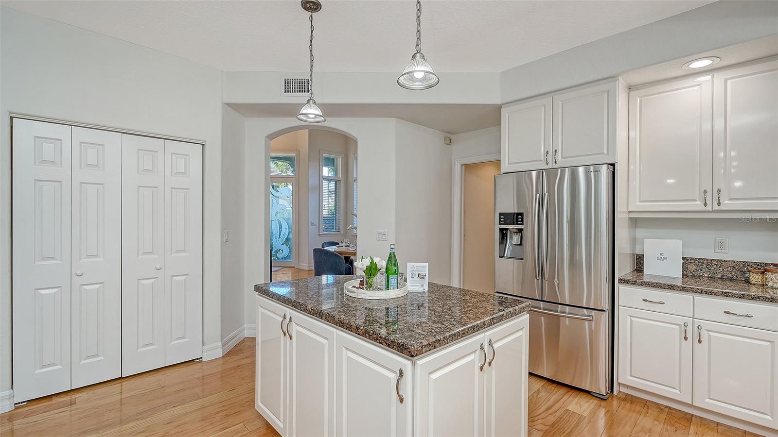 1934 DATURA ST, SARASOTA, FL, 34239