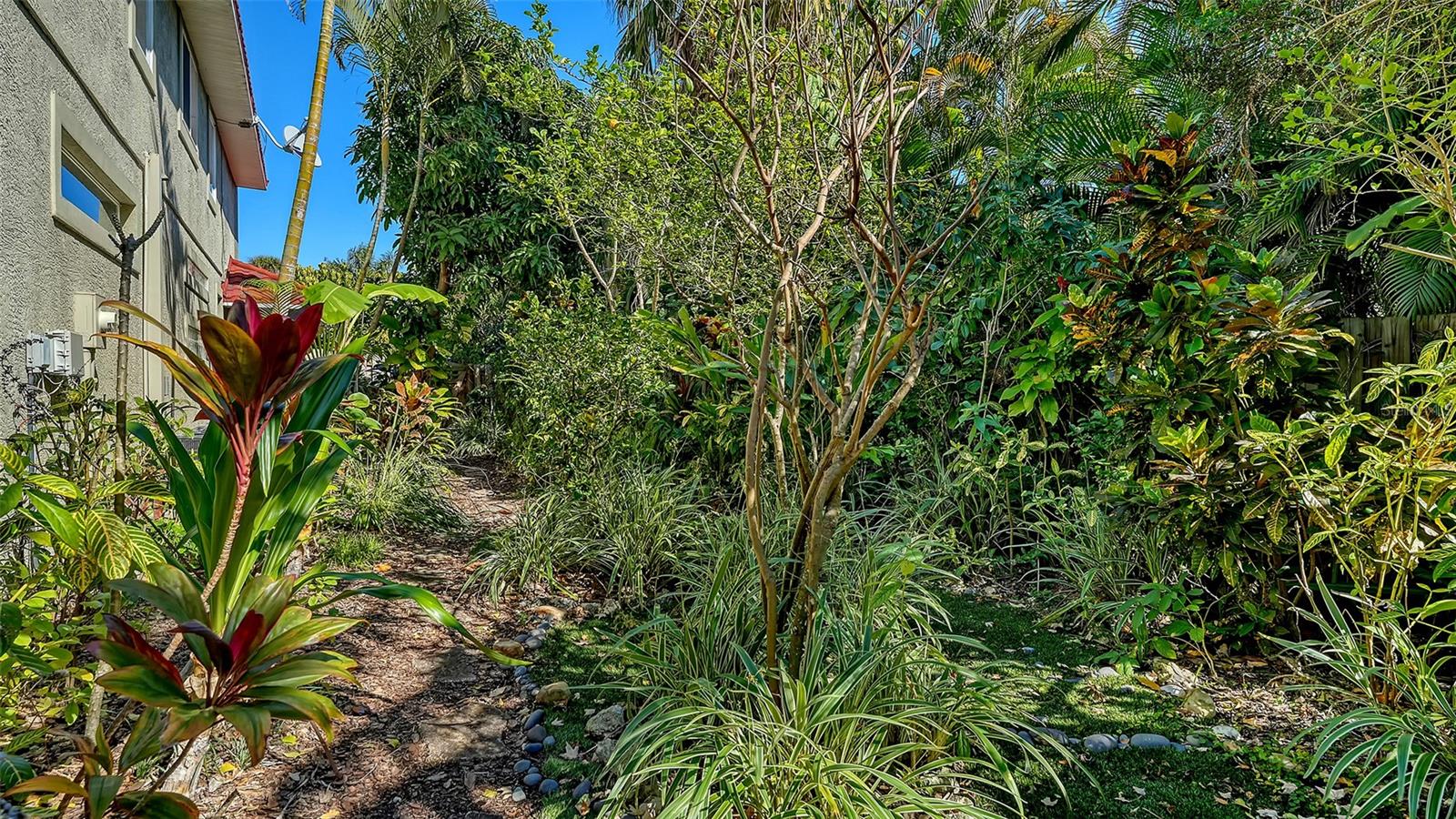 1934 DATURA ST, SARASOTA, FL, 34239