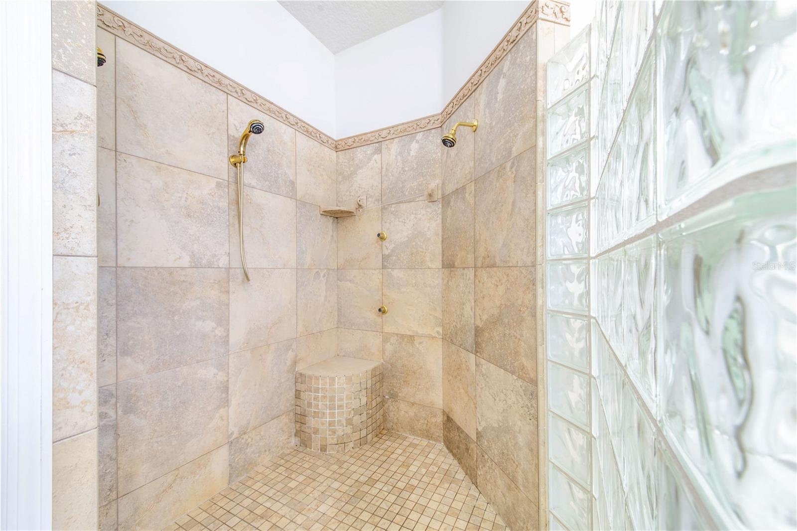 5 PINE FOREST LN, HAINES CITY, FL, 33844